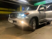 Toyota Land Cruiser J200 · Рестайлинг, 7 мест, 2014 г.