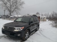 Toyota Land Cruiser J200 · Рестайлинг, 7 мест, 2012 г.