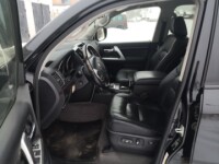 Toyota Land Cruiser J200 · Рестайлинг, 7 мест, 2012 г.