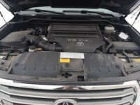 Toyota Land Cruiser J200 · Рестайлинг, 7 мест, 2012 г.