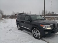 Toyota Land Cruiser J200 · Рестайлинг, 7 мест, 2012 г.