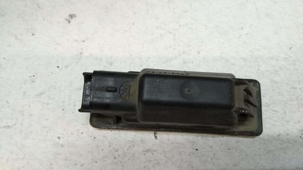 Накладка подсветки номера для Citroen C4 Picasso I 2006 - 2013