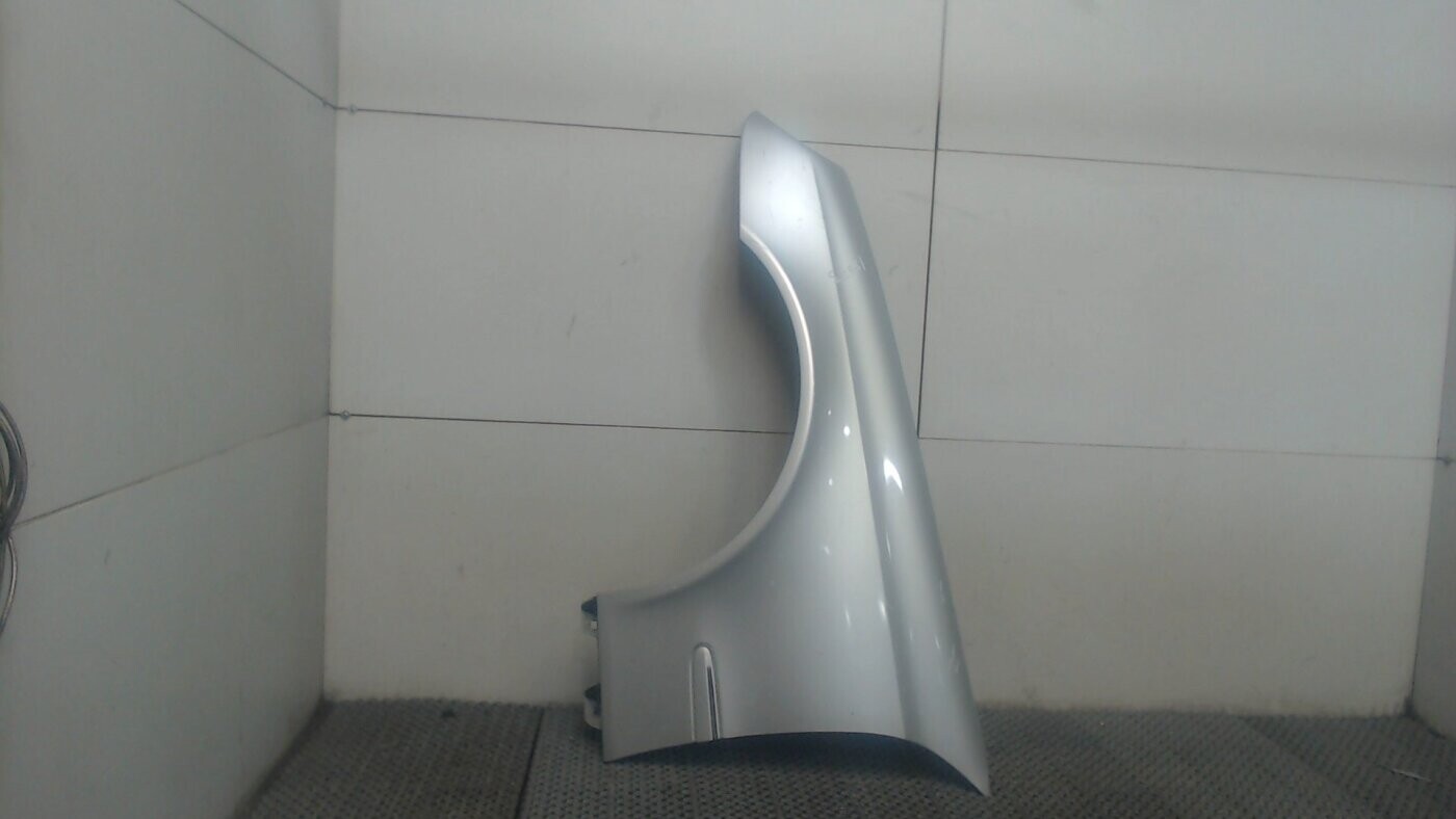 Молдинг крыла для Mercedes-Benz E-Класс W211, S211 2002 - 2006
