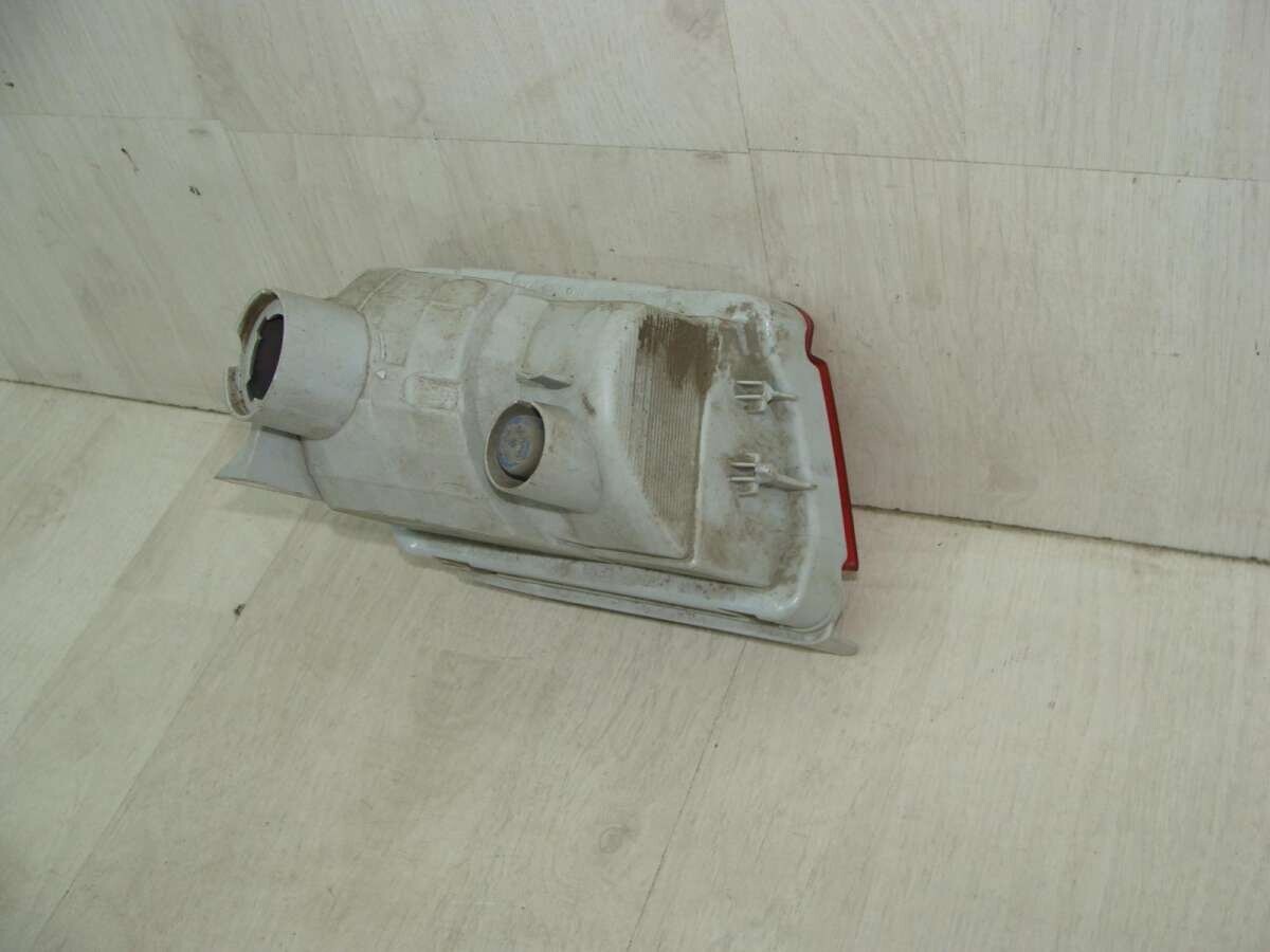 Задний левый фонарь в сборе для Toyota Land Cruiser Prado J120 2002 - 2009