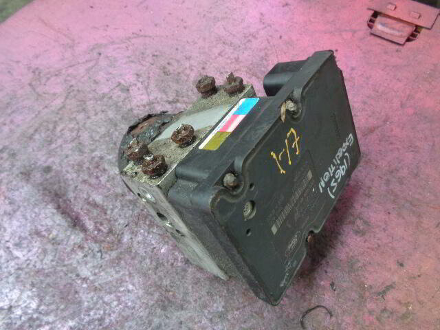 Блок ABS для Ford Expedition II 2002 - 2006