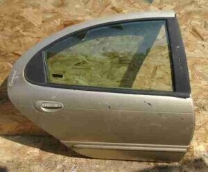 Правая задняя дверь для Chrysler Concorde II 1998 - 2001