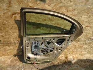 Правая задняя дверь для Chrysler Concorde II 1998 - 2001