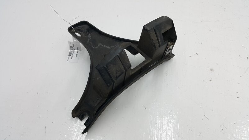 Кронштейн крепления переднего бампера для Peugeot 307 I 2001-2005