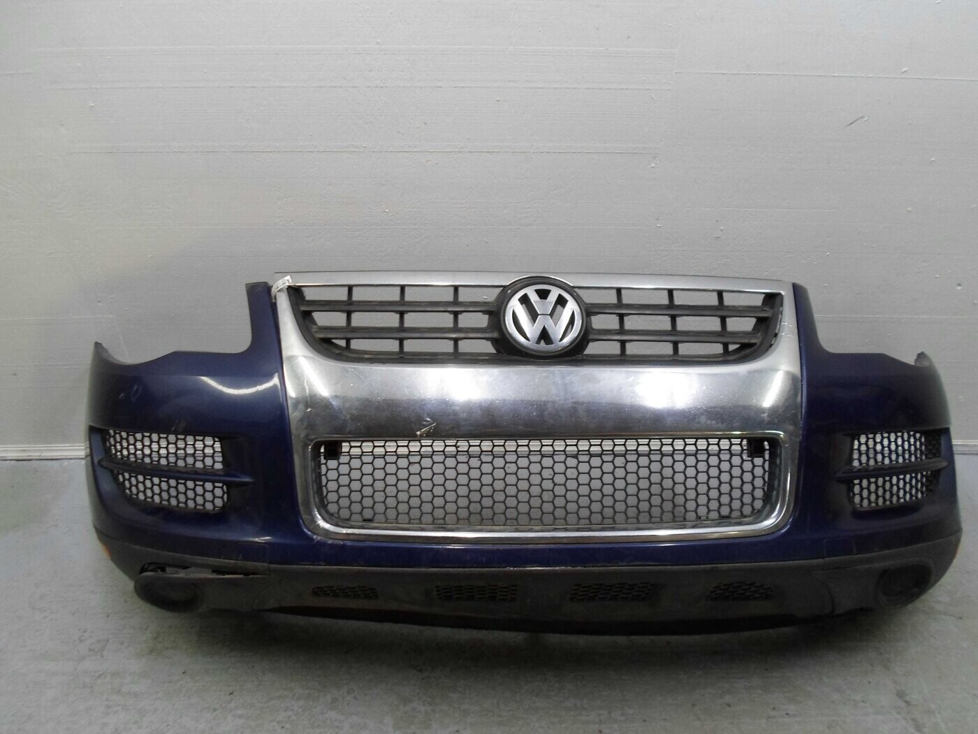 Передний бампер в сборе для Volkswagen Touareg I · Рестайлинг 2007 - 2010