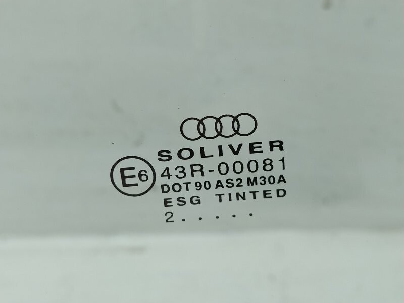 Боковое стекло для Audi A4 B6 2000 - 2006