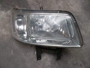 Фара правая в сборе для Volkswagen Transporter T5 2003 - 2009