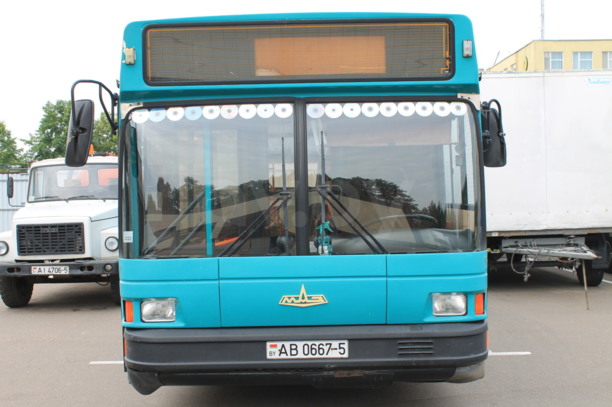 МАЗ 103, 2006 г.