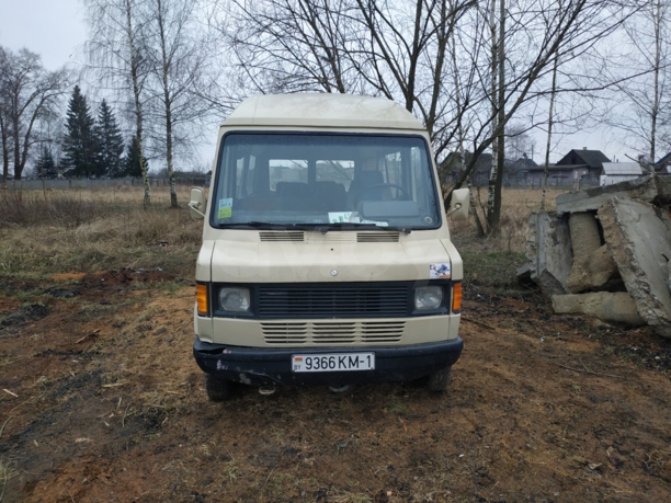 Mercedes-Benz T1 (207D-410D), 1992 г.