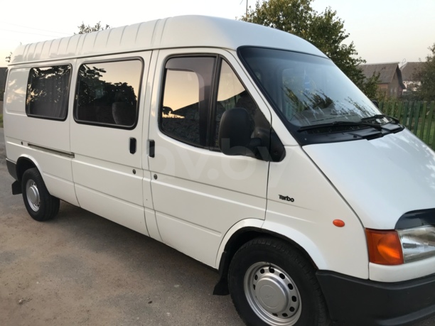 Ford Transit Длинная база,подвышенный,2,5тд, 1995 г.