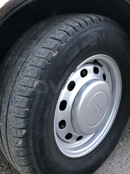 Ford Transit Длинная база,подвышенный,2,5тд, 1995 г.