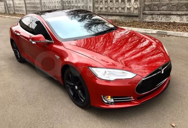 Tesla Model S I, 2013 г.