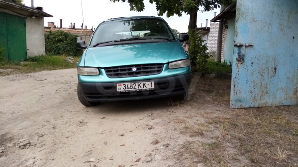 Chrysler Voyager III, 7 мест, 1998 г.