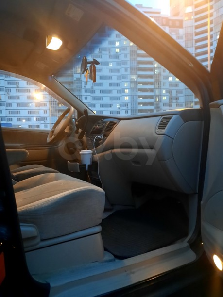 Mazda MPV II, 7 мест, 2000 г.