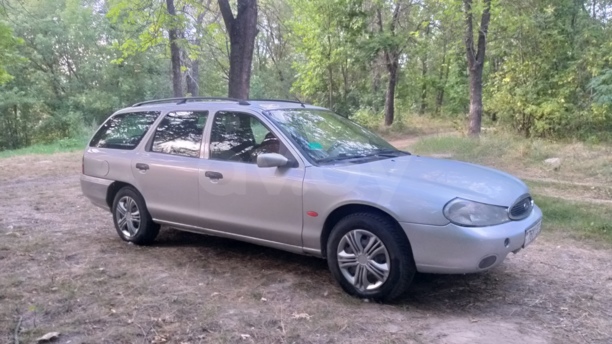 Ford Mondeo II, 1998 г.
