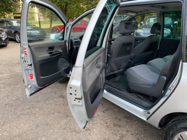 SEAT Alhambra I · Рестайлинг, 7 мест, 2005 г.