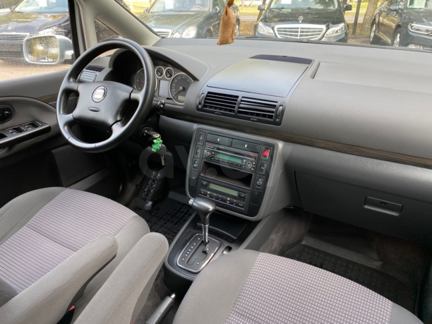 SEAT Alhambra I · Рестайлинг, 7 мест, 2005 г.