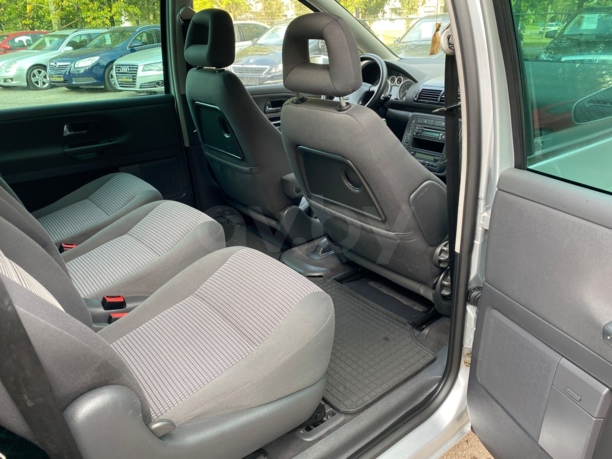 SEAT Alhambra I · Рестайлинг, 7 мест, 2005 г.