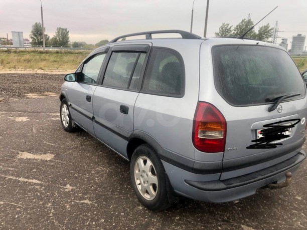Opel Zafira A, 2001 г.