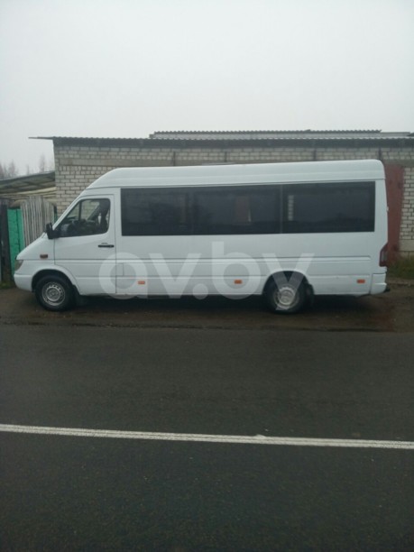 Mercedes-Benz Sprinter 2.5 тд, 2004 г.