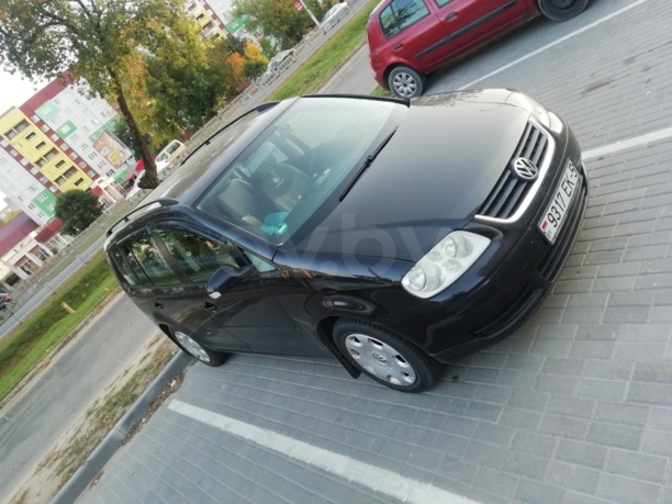 Volkswagen Touran I, 5 мест, 2003 г.