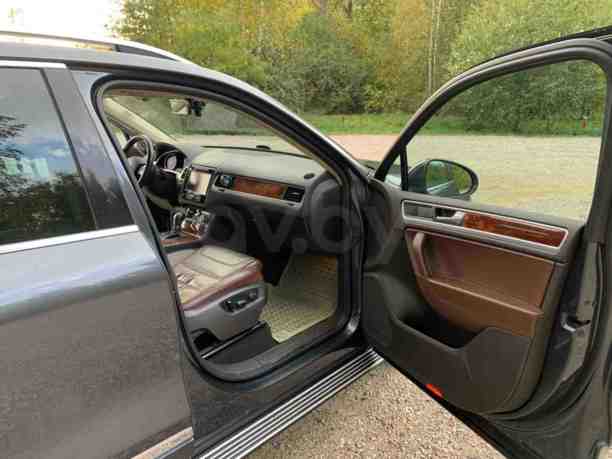 Volkswagen Touareg II, 2011 г.