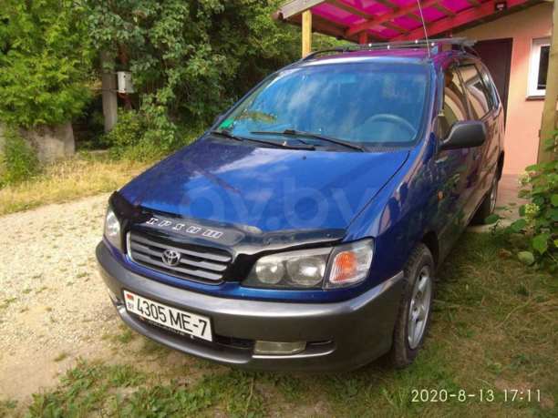 Toyota Picnic, 7 мест, 1998 г.