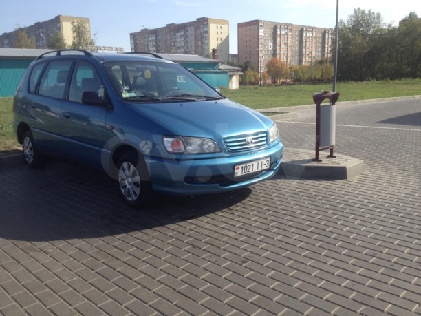 Toyota Picnic, 1999 г.