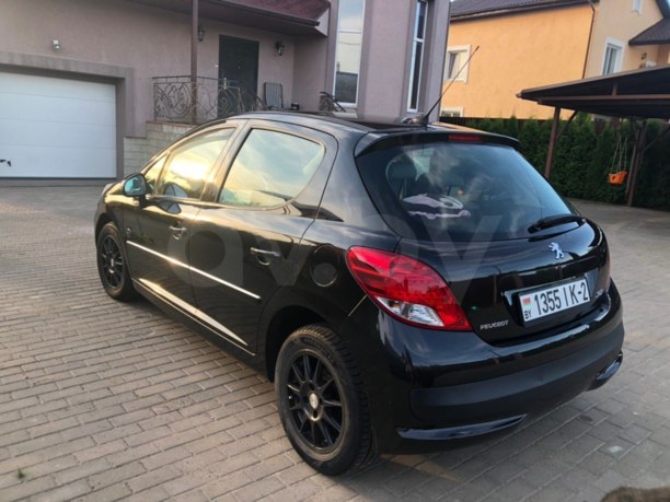 Peugeot 207 I · Рестайлинг, 2010 г.