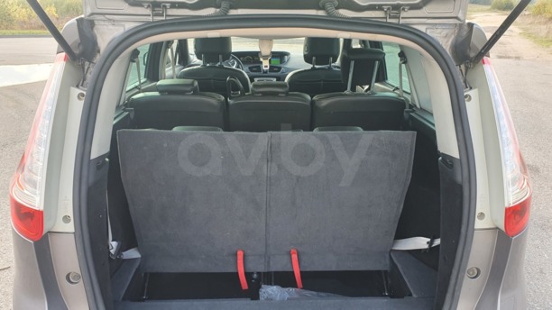 Renault Grand Scenic III · 2-й рестайлинг, 7 мест, 2016 г.