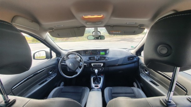 Renault Grand Scenic III · 2-й рестайлинг, 7 мест, 2016 г.