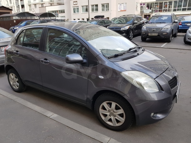 Toyota Yaris II (XP9), 2008 г.