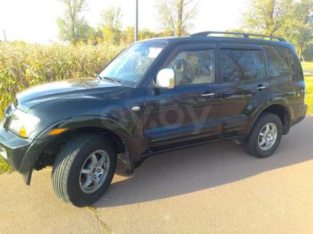 Mitsubishi Montero III, 5 мест, 2001 г.