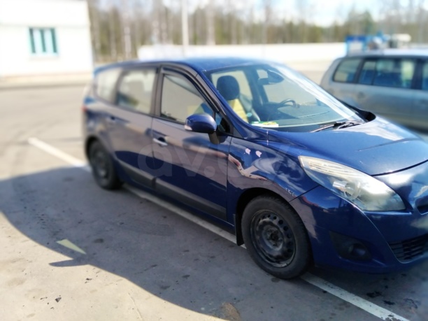 Renault Grand Scenic III, 7 мест, 2010 г.