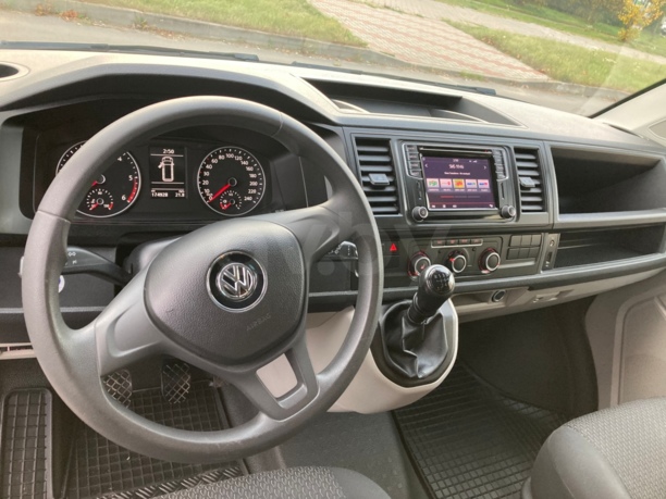 Volkswagen Caravelle T6, 2016 г.