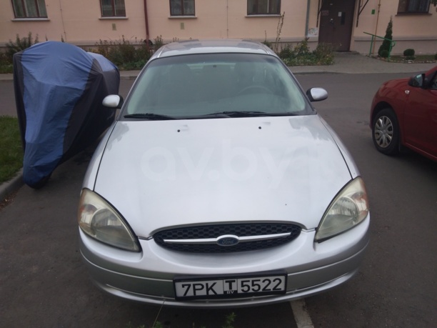 Ford Taurus IV, 2001 г.