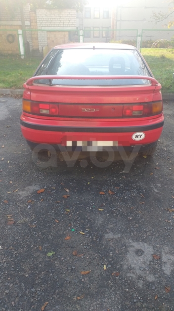 Mazda 323F, 1992 г.