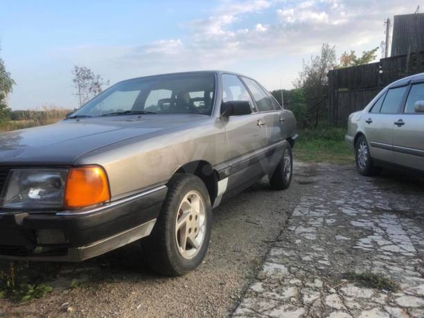 Audi 100 С3, 1985 г.