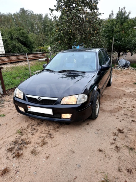 Mazda 323F, 2000 г.