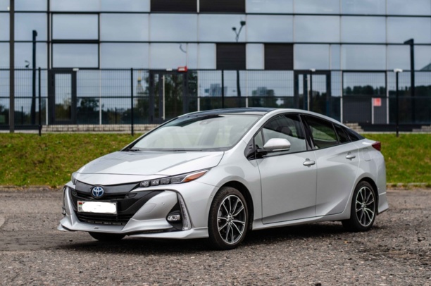Toyota Prius Prime, 2017 г.