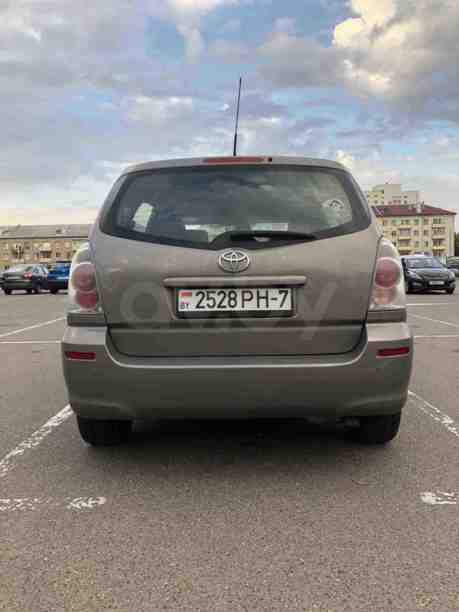 Toyota Corolla Verso III (AR10), 5 мест, 2005 г.
