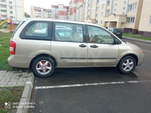 Mazda MPV II, 7 мест, 2001 г.