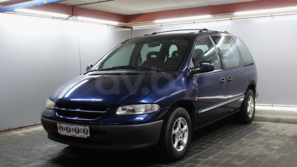 Chrysler Voyager III, 7 мест, 1999 г.