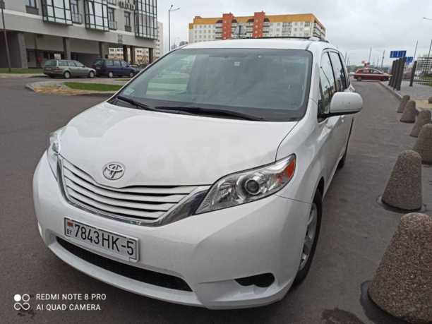 Toyota Sienna III (XL30), 7 мест, 2016 г.
