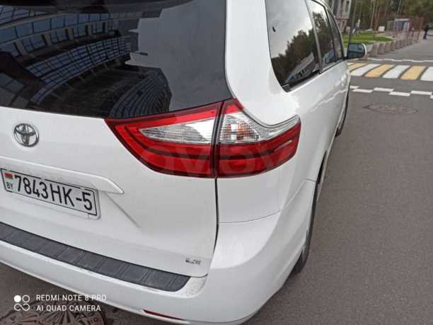 Toyota Sienna III (XL30), 7 мест, 2016 г.
