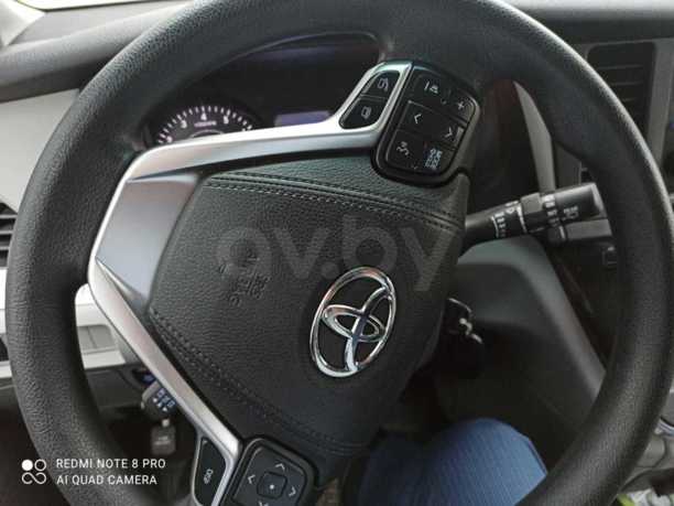 Toyota Sienna III (XL30), 7 мест, 2016 г.